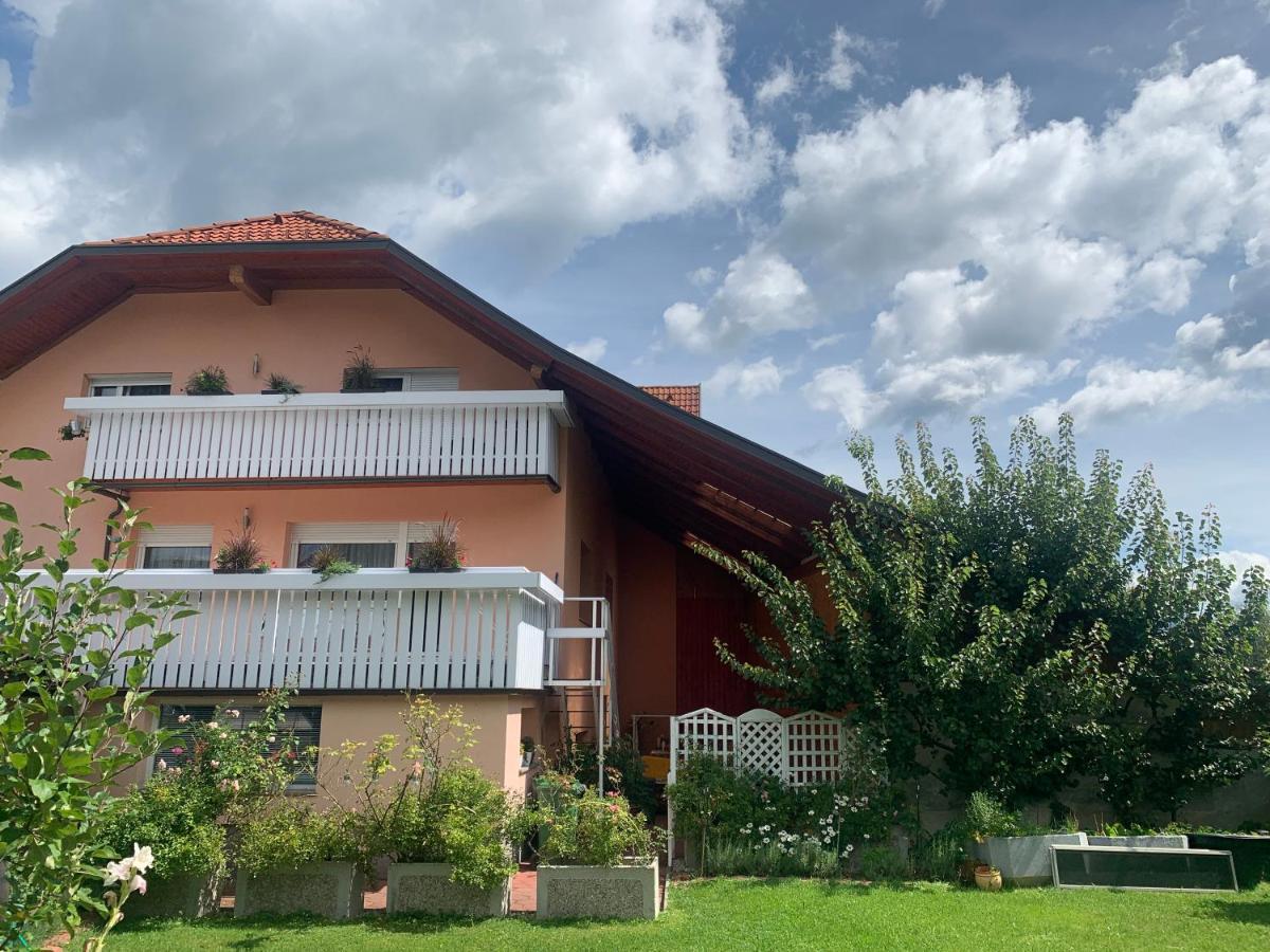 Apartma Metka Mojstrana Bagian luar foto